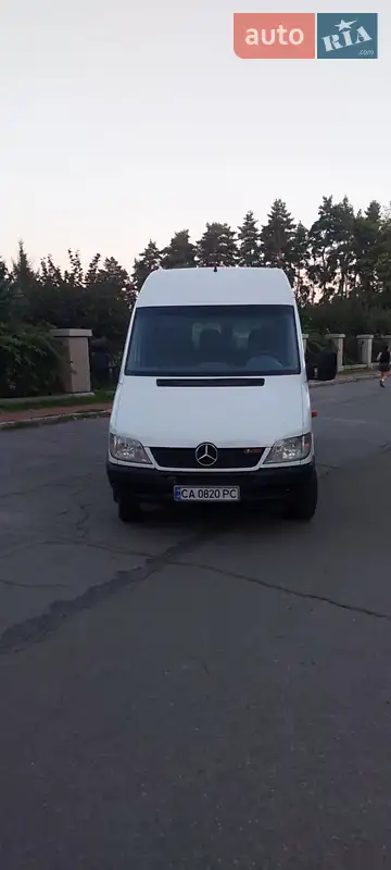 2004 mercedes-benz sprinter 413 cdi