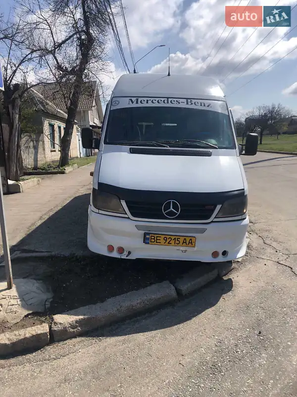 2004 mercedes-benz 416 cdi