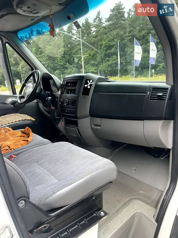2007 mercedes-benz sprinter 318 cdi