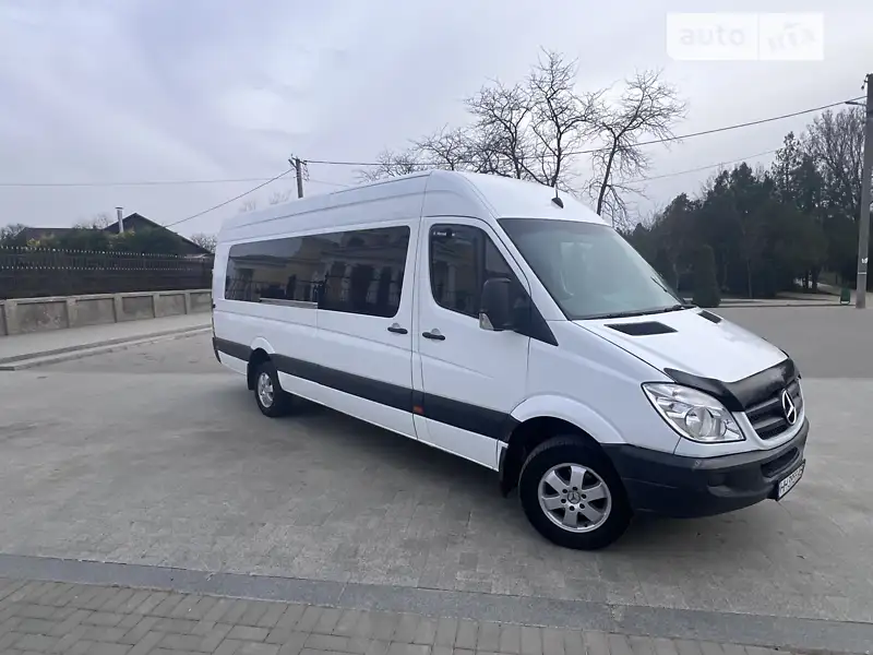 2008 mercedes-benz sprinter 318 cdi