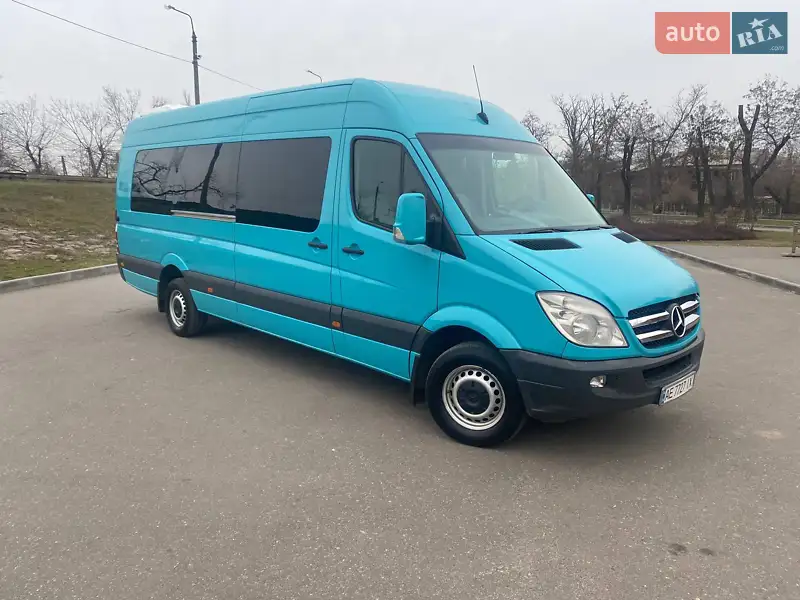 2010 mercedes-benz sprinter 319 cdi