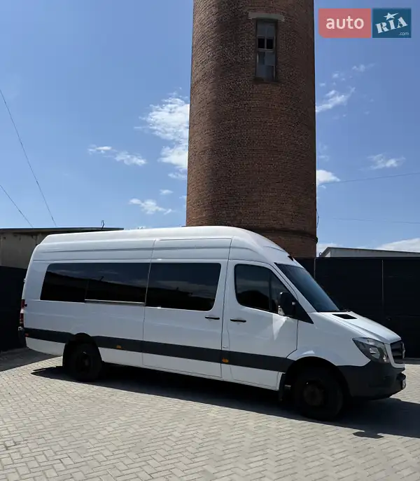 2015 mercedes-benz sprinter 519