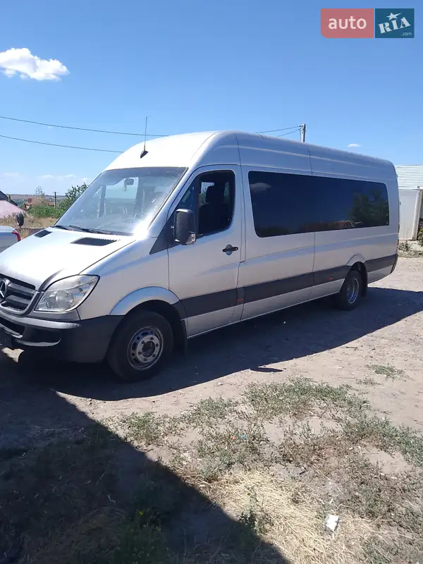 2011 mercedes-benz sprinter 519 cdi