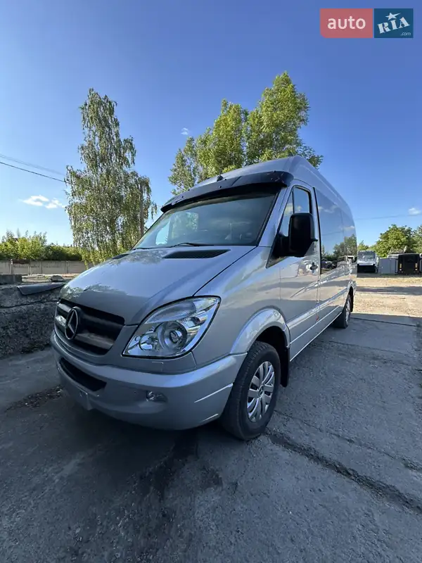 2011 mercedes-benz sprinter 319 cdi
