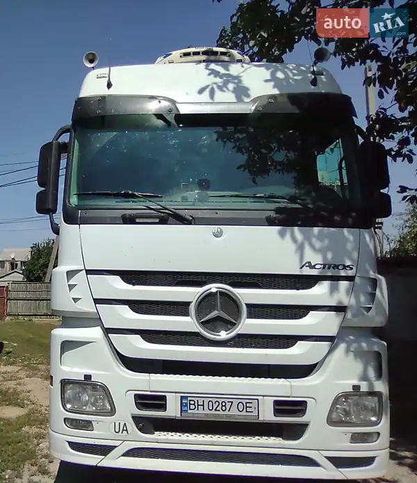 2011 mercedes-benz actros-1841