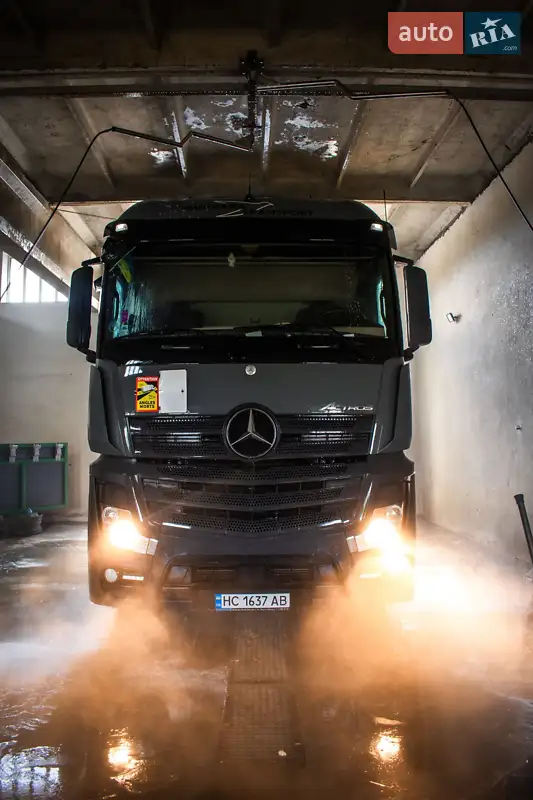 2013 mercedes-benz actros 1848