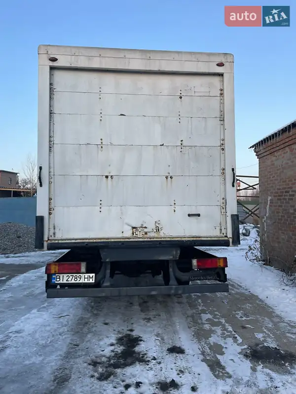 2003 mercedes-benz atego