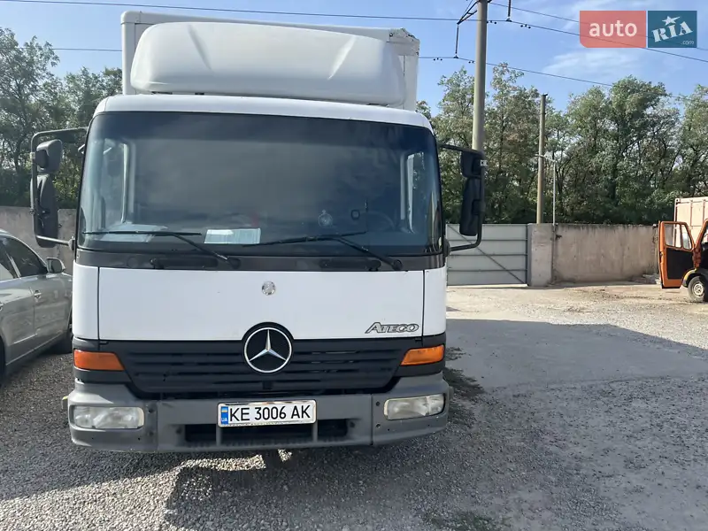 2004 mercedes-benz atego