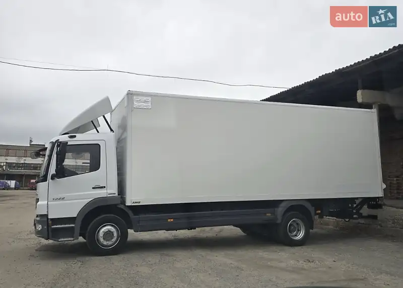 2013 mercedes-benz atego