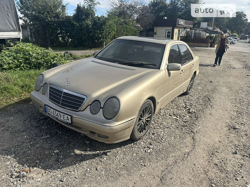 2000 mercedes-benz e 320