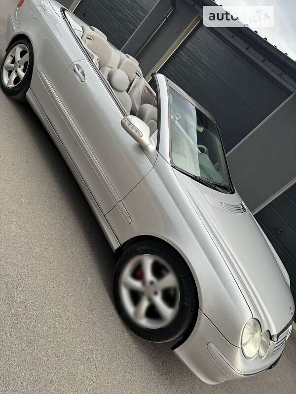 2004 mercedes-benz clk 320