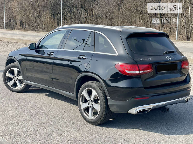 2016 mercedes-benz glc 300