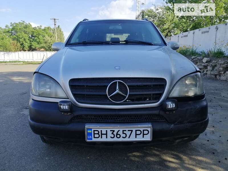 2000 mercedes-benz ml 270 cdi