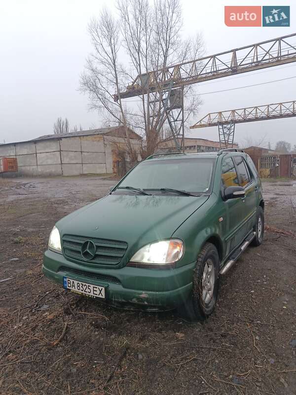 2000 mercedes-benz ml 270 cdi