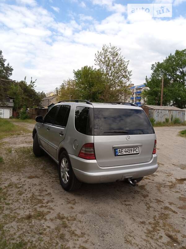 2000 mercedes-benz ml-270-cdi