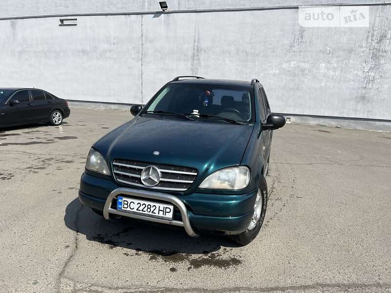 2000 mercedes-benz m-class