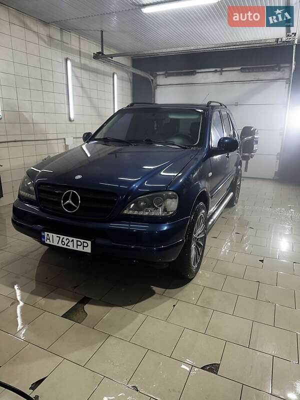 1999 mercedes-benz ml 320