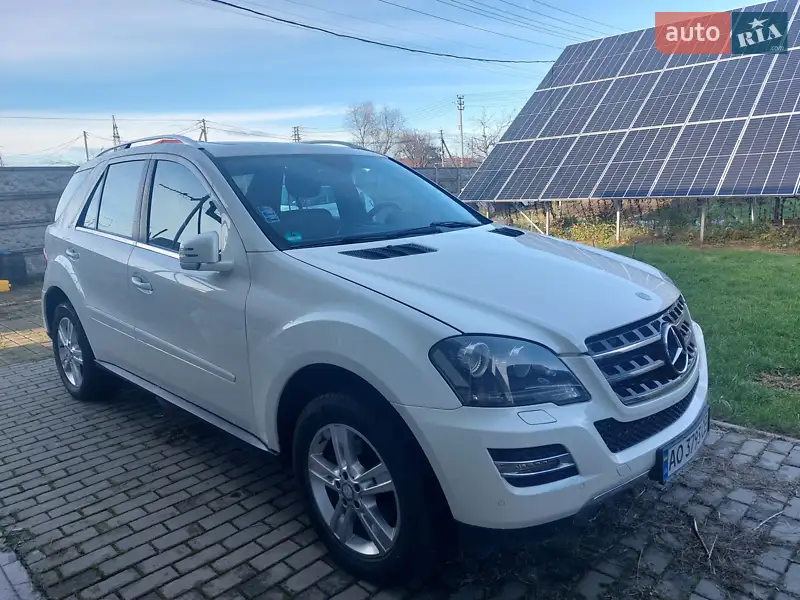 2010 mercedes-benz ml-300