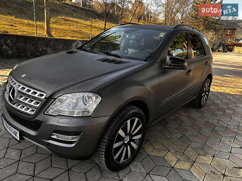 2010 mercedes-benz ml 300