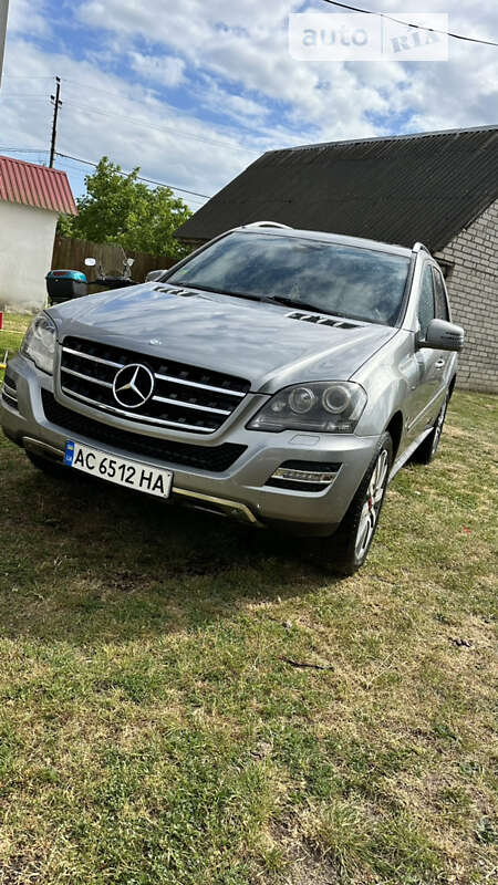 2011 mercedes-benz m-class