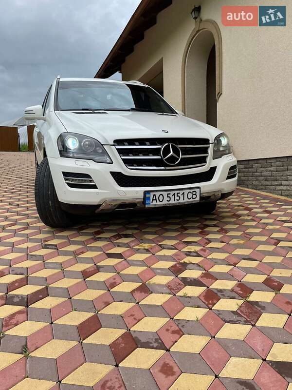 2011 mercedes-benz m-class