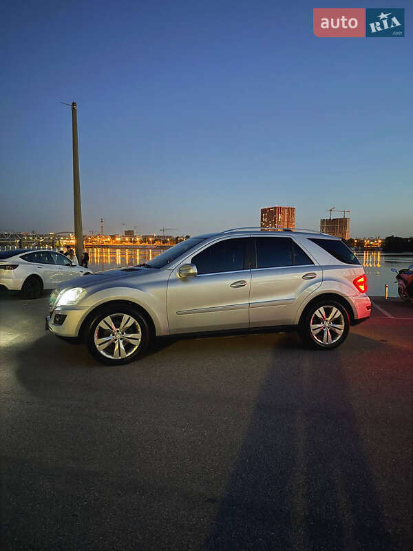 2010 mercedes-benz ml 350