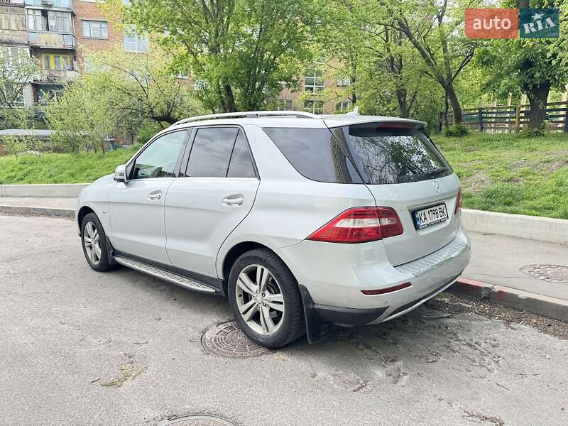 2011 mercedes-benz m-class