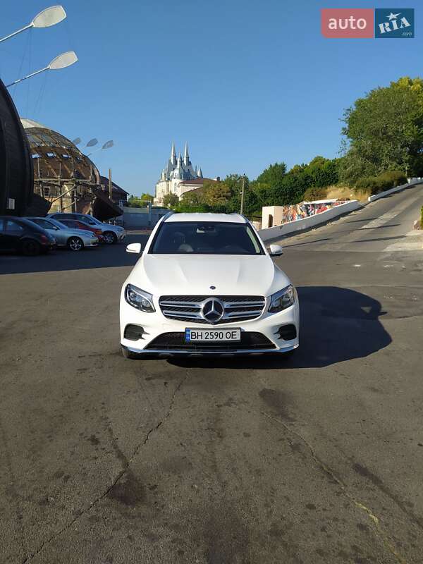 2017 mercedes-benz glc-220d