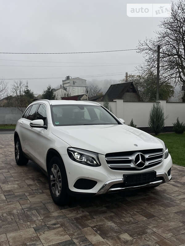 2017 mercedes-benz glc 220d