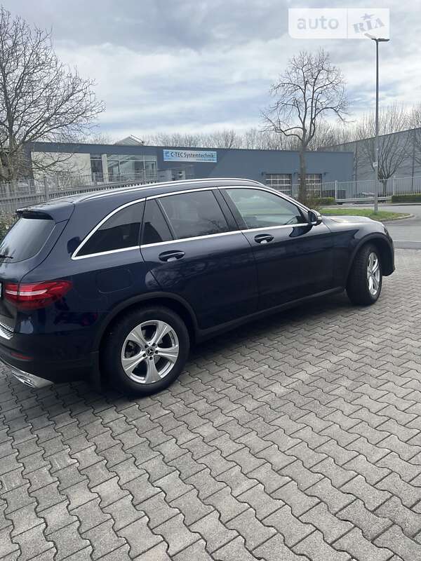 2019 mercedes-benz glc 220d