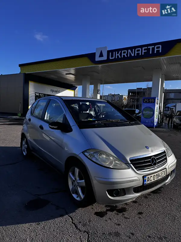 2004 mercedes-benz a 200