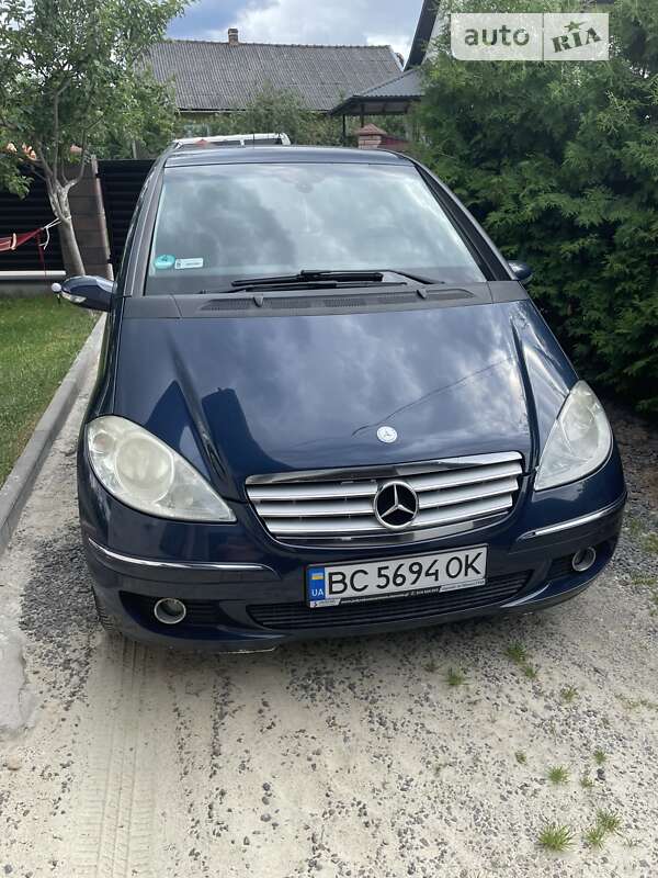 2004 mercedes-benz a 180