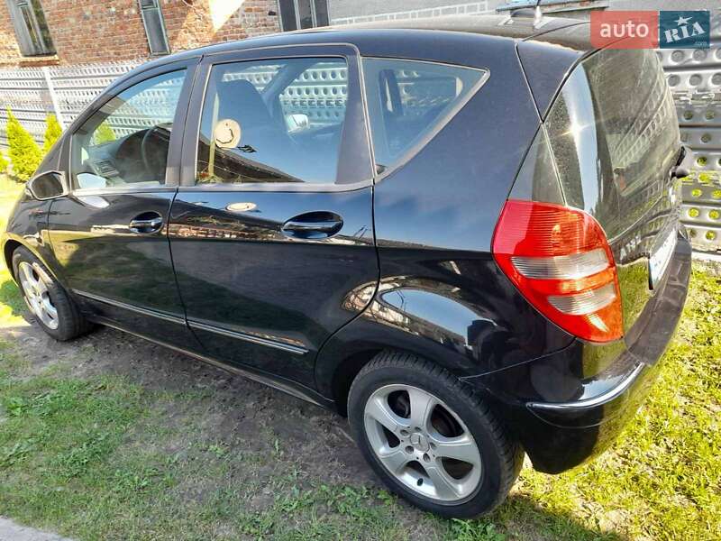 2004 mercedes-benz a 180