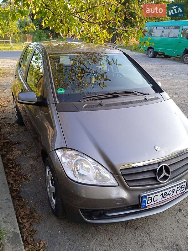 2010 mercedes-benz a 160