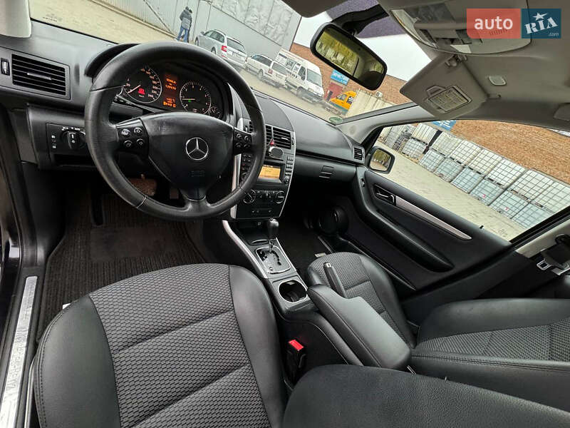 2009 mercedes-benz a 180