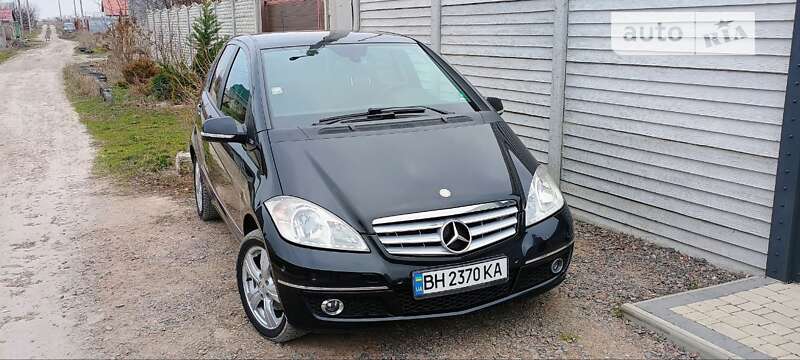 2010 mercedes-benz a 180