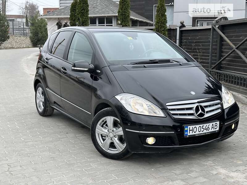2011 mercedes-benz a-class