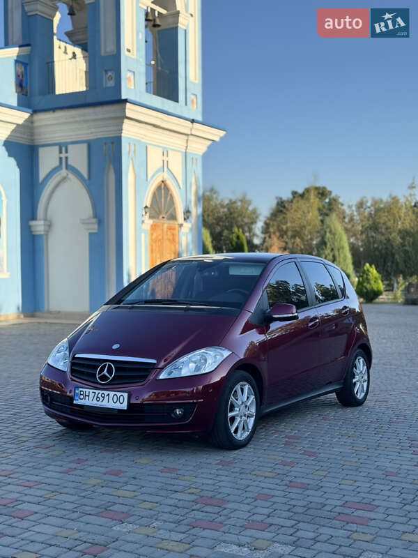2009 mercedes-benz a-180