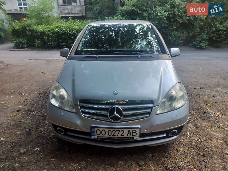 2009 mercedes-benz a 180