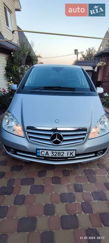 2010 mercedes-benz a-class