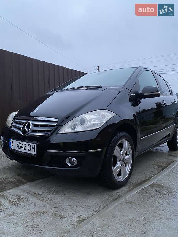2010 mercedes-benz a 180