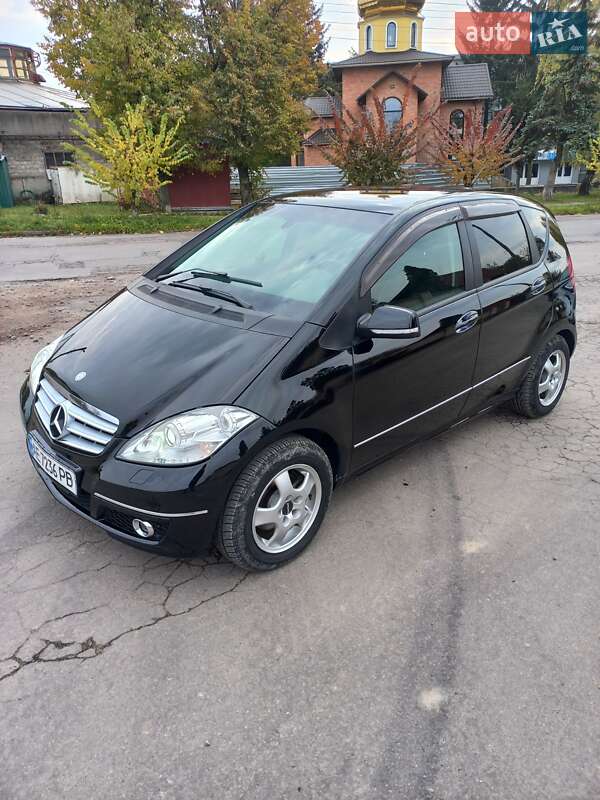 2010 mercedes-benz a 180