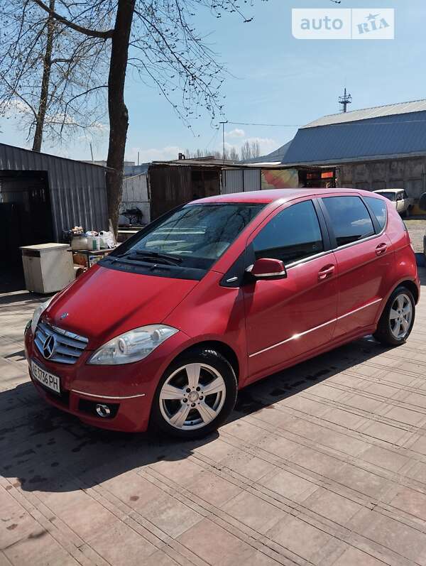 2010 mercedes-benz a 180