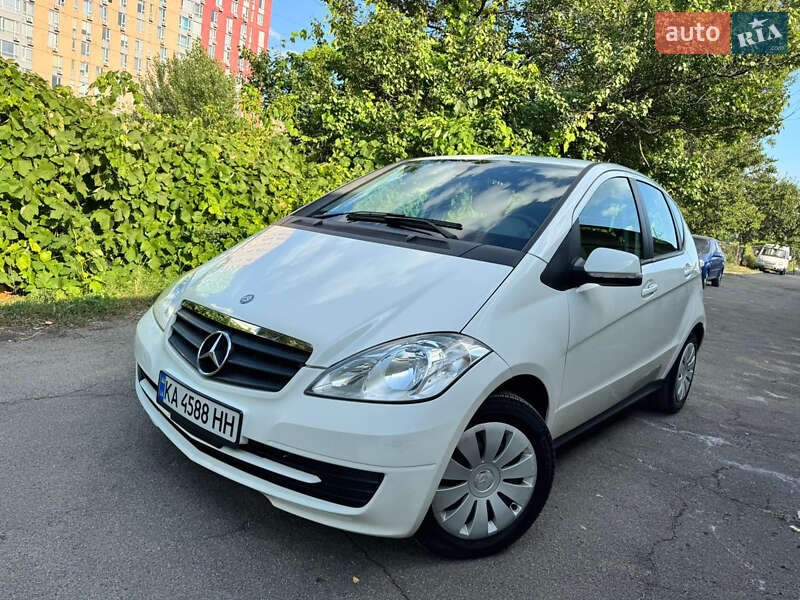 2010 mercedes-benz a 180