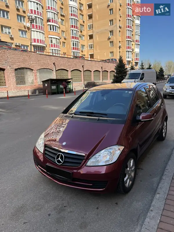 2011 mercedes-benz a 180