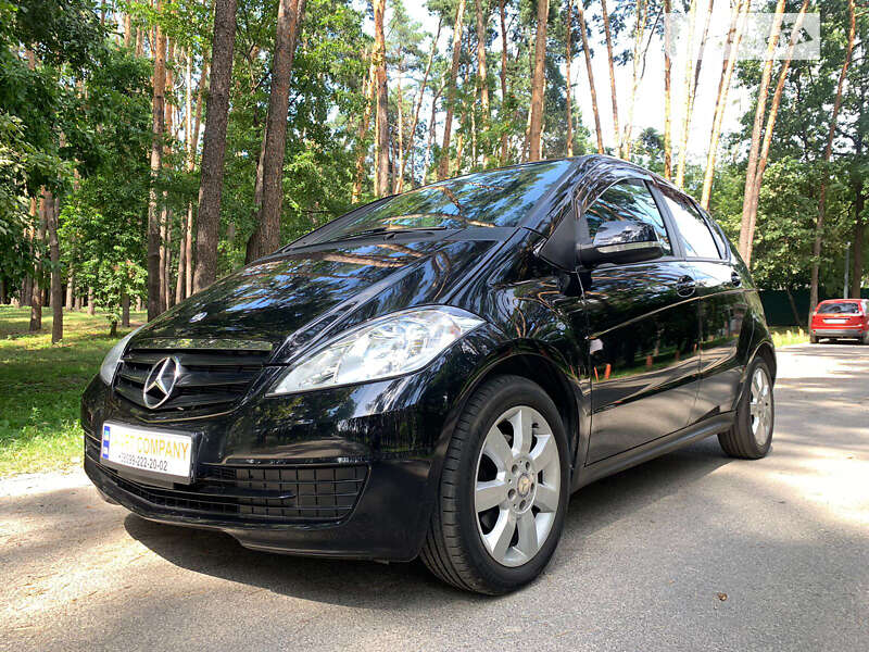 2011 mercedes-benz a 180