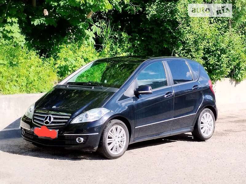2011 mercedes-benz a-class