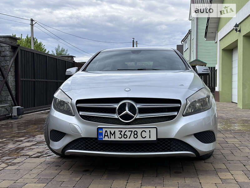 2014 mercedes-benz a 180