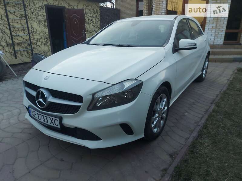 2015 mercedes-benz a-class