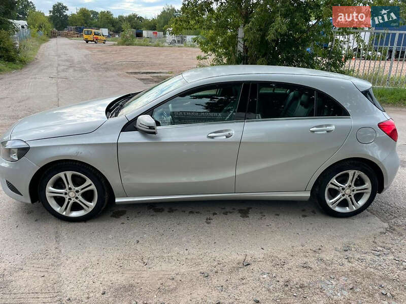 2012 mercedes-benz a-180